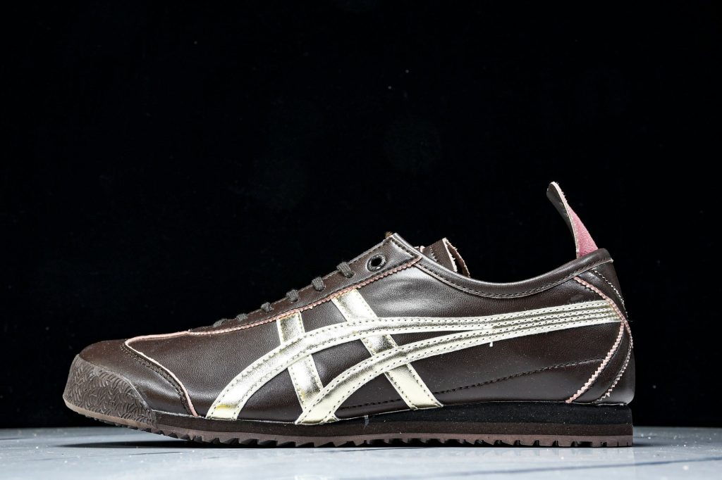 Onitsuka Tiger Mexico 66 SD Marrón Chocolate / Dorado Metalizado