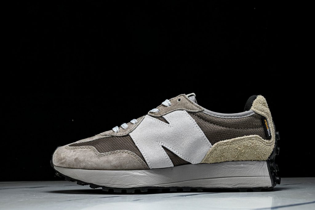 NB 327 Gris / Marrón / Beige