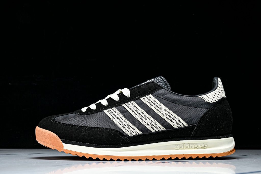 adidas SL 72 RS Negro / Blanco Roto