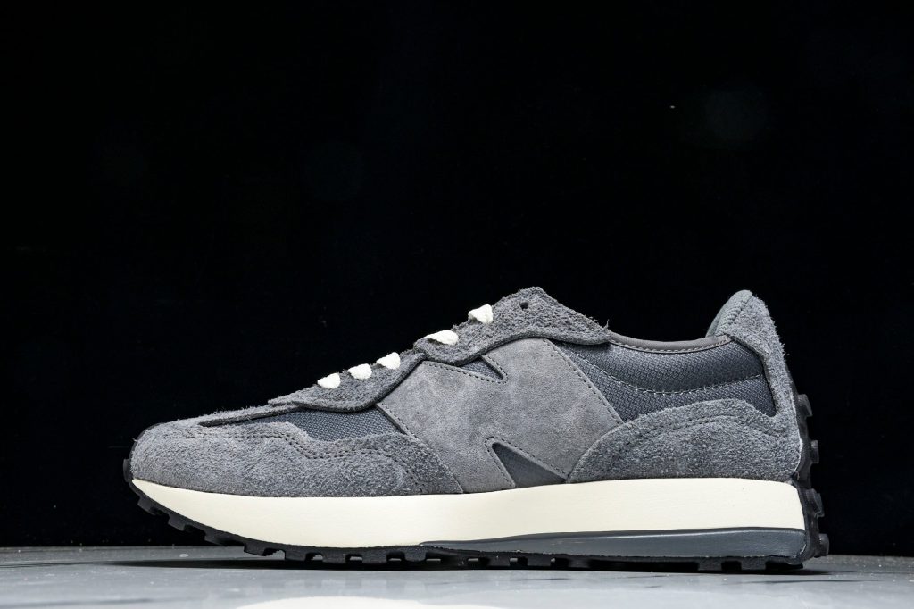 NB 327 Gris / Gris Oscuro