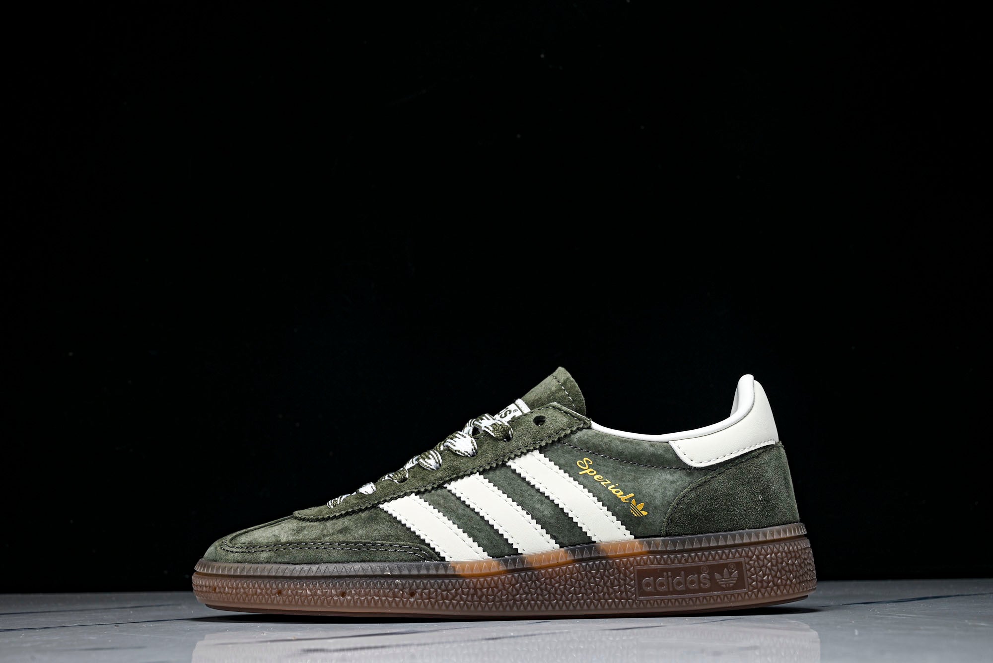 adidas Handball Spezial Verde Oliva / Blanco