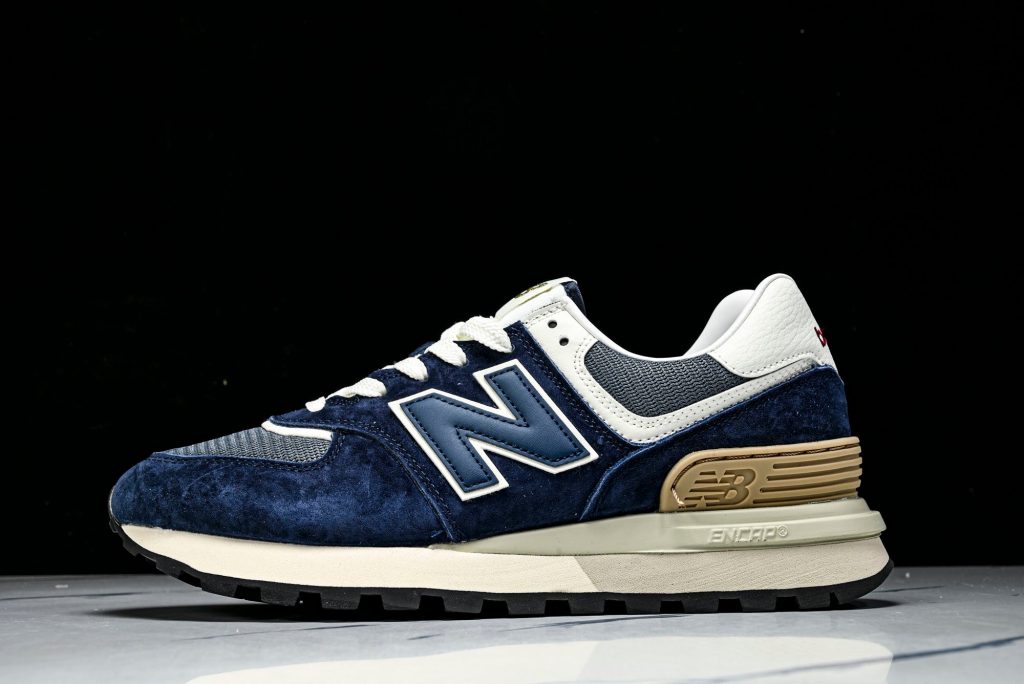 NB 574 Azul Marino / Blanco / Beige