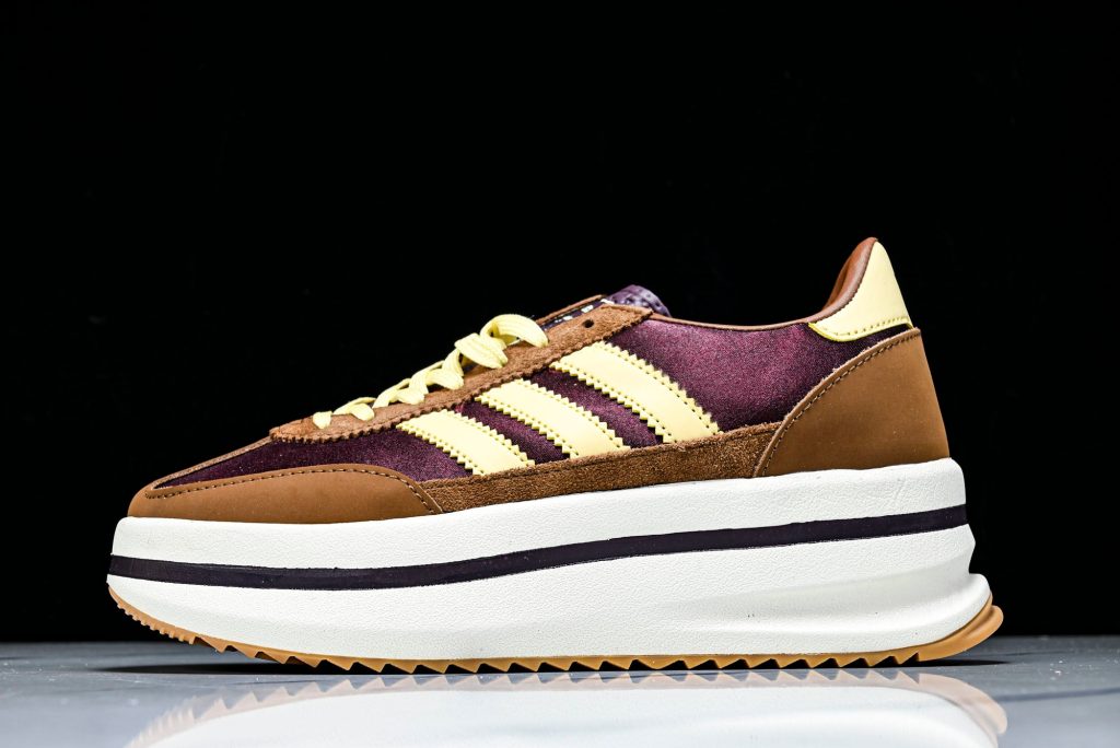 adidas SL 72 Stack W Marrón / Amarillo / Burdeos