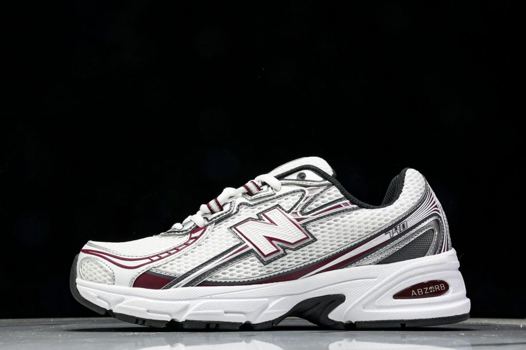 NB 740 Blanco / Granate / Negro