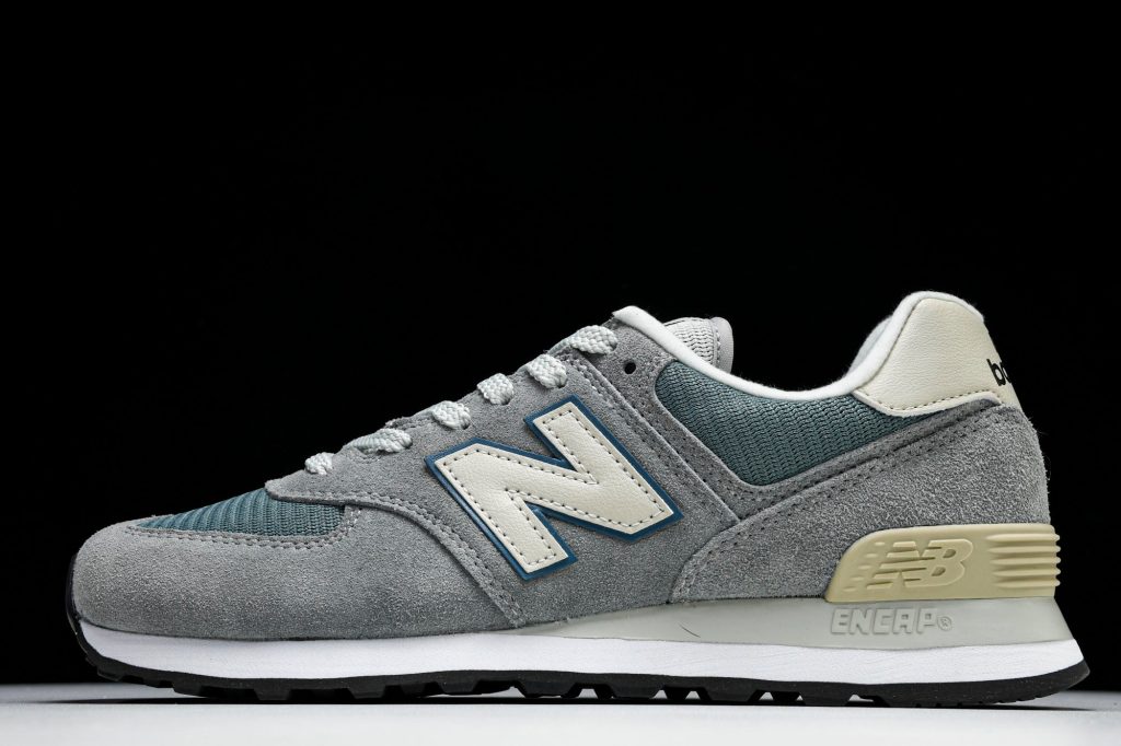 NB 574 Gris / Verde Azulado / Blanco Roto