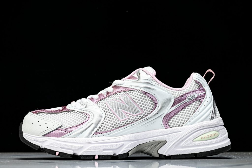 NB 530 Blanco / Rosa