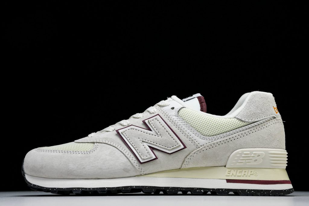 NB 574 Blanco Roto / Granate / Gris
