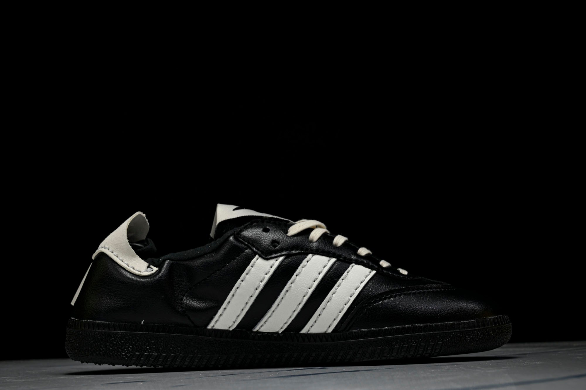 adidas Samba x Song For The Mute Negro / Blanco - Imagen 2