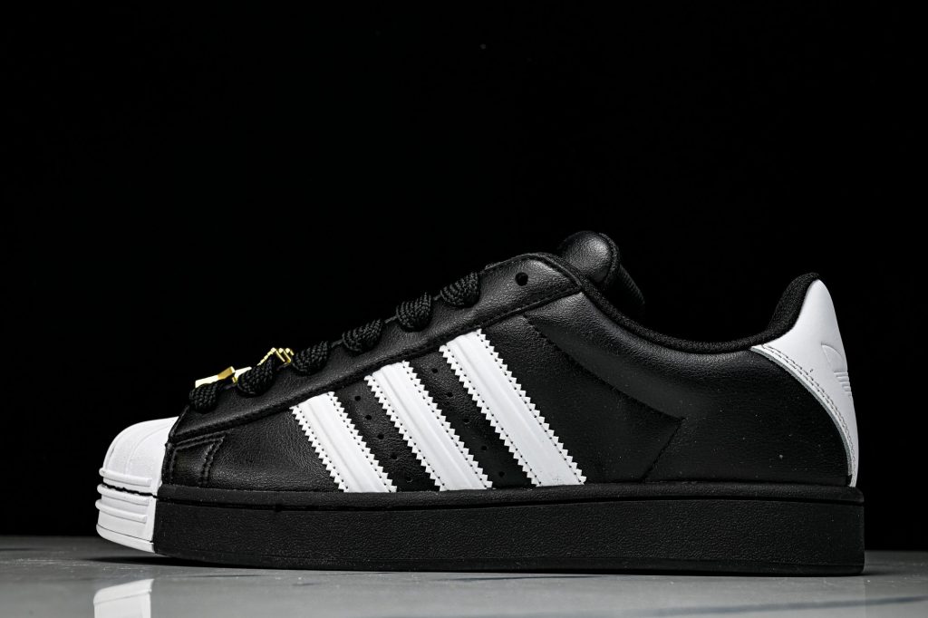 adidas Superstar ST W Negro / Blanco / Dorado