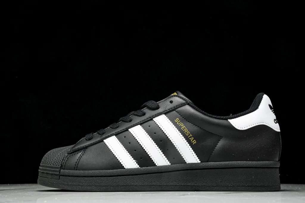 adidas Superstar J Negro / Blanco / Dorado