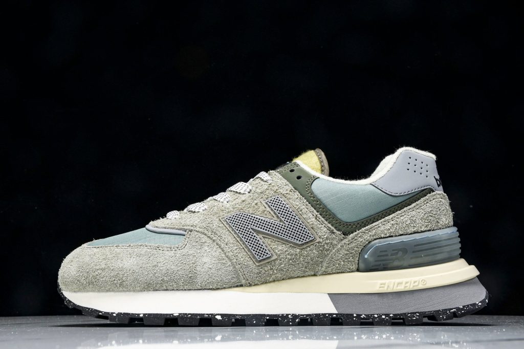 NB 574 Verde Salvia / Gris / Beige