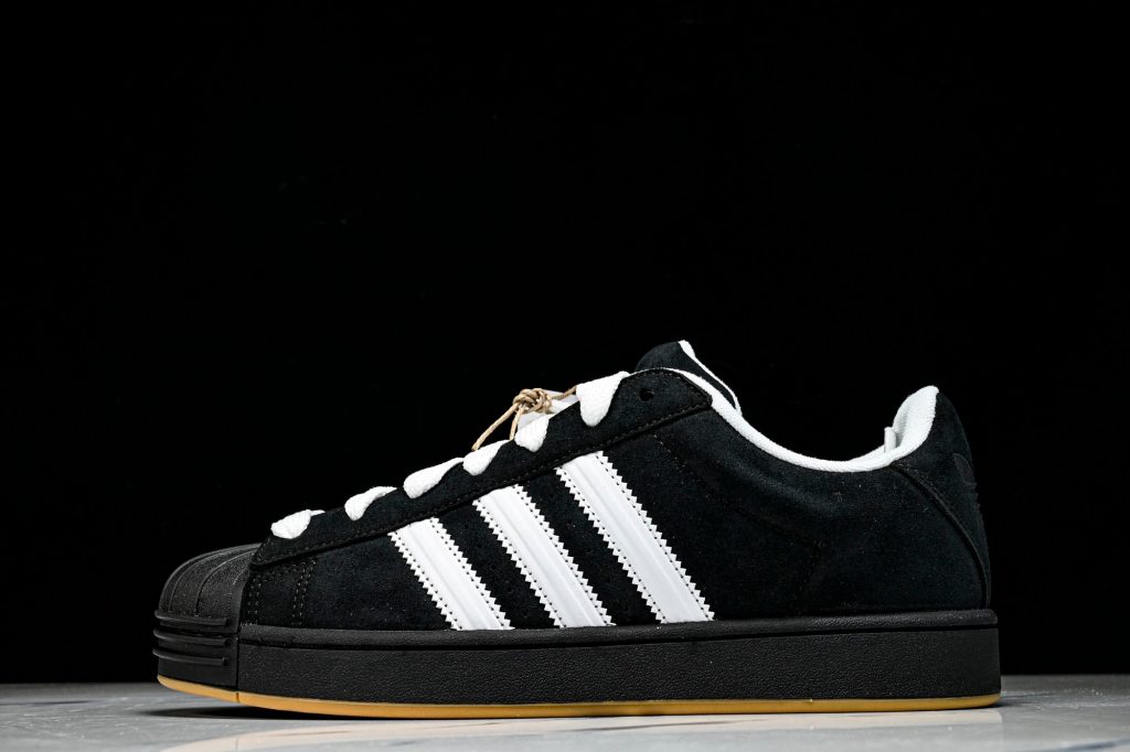 adidas Superstar ST Negro / Blanco