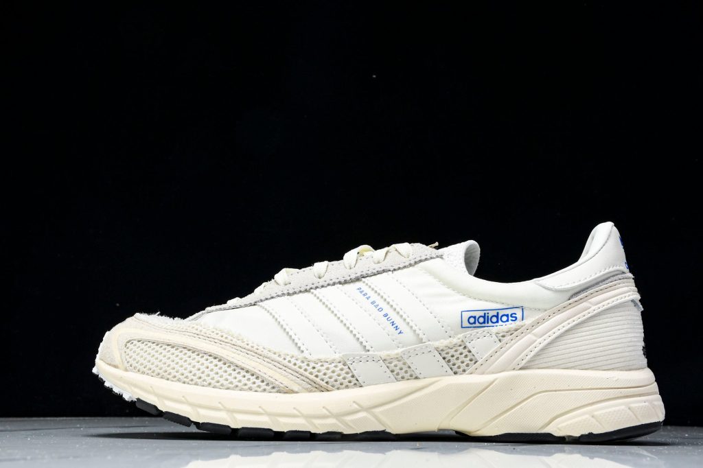 adidas Bad Bunny Adizero SL72 Beige / Blanco