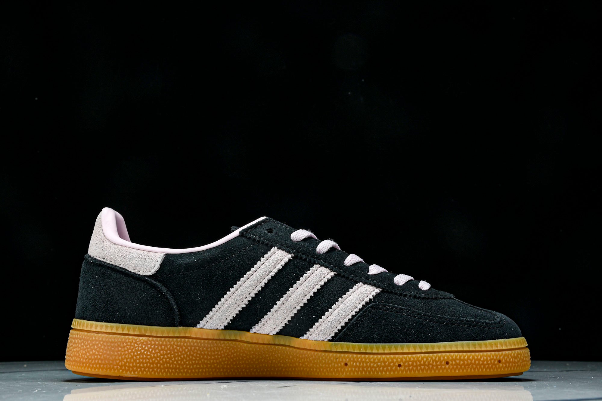 adidas Handball Spezial Negro / Rosa Claro - Imagen 2