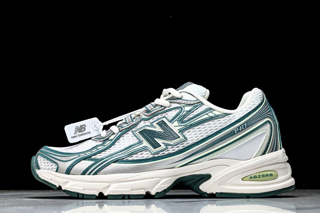NB 740 Blanco / Verde Azulado / Gris