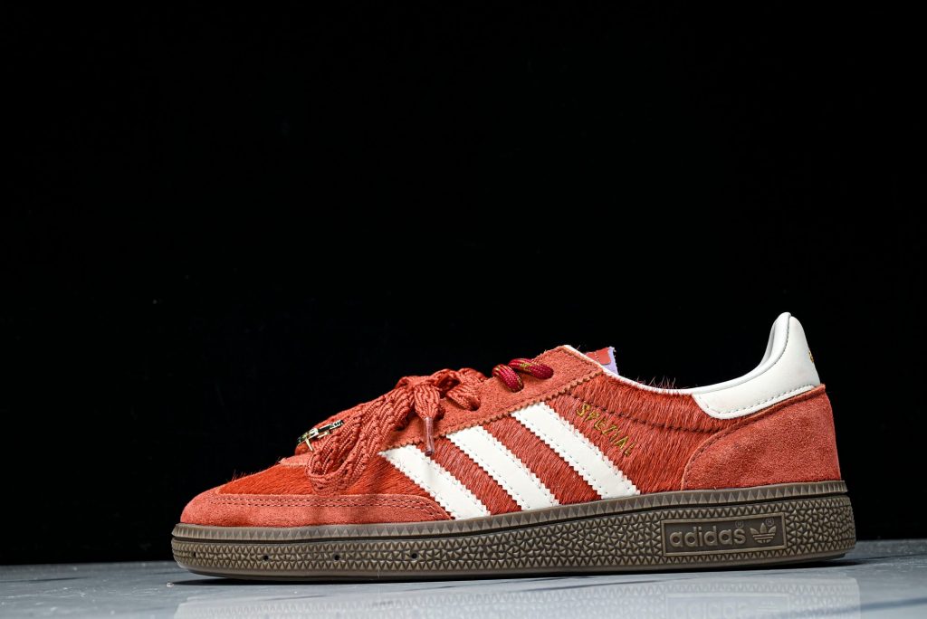 adidas Handball Spezial CNY Rojo Terracota / Blanco
