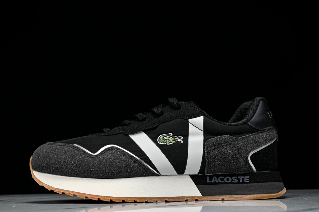 Lacoste Elite Active Negro / Gris Oscuro / Blanco